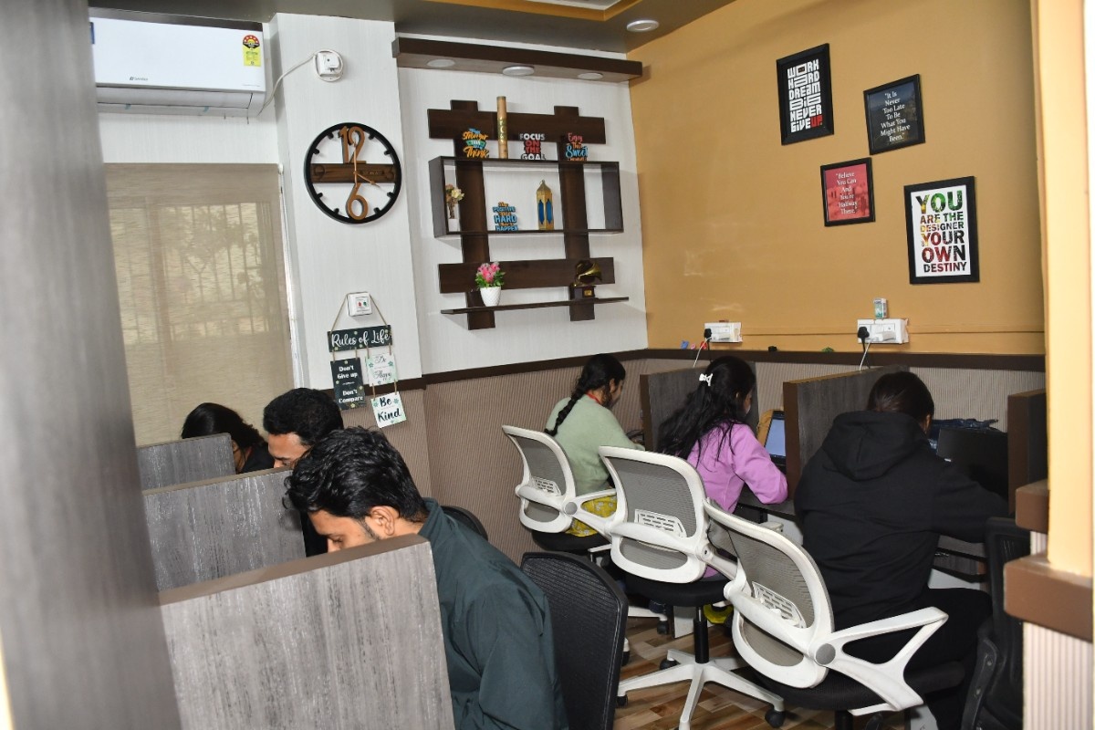 COUNCILLING ROOM